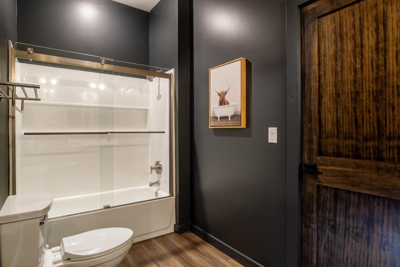 3 Pines Lodges Luxury Mountain View Hot Tub Сивиървил Екстериор снимка