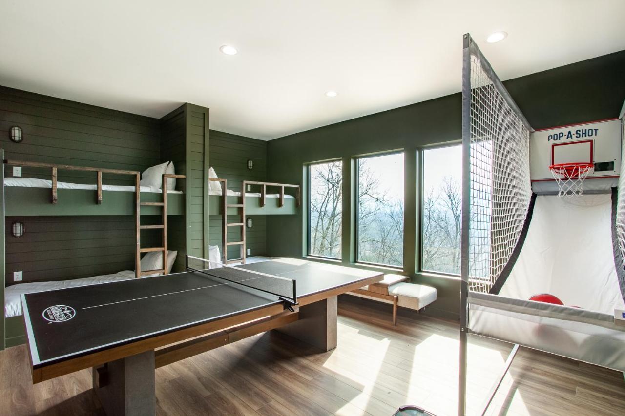 3 Pines Lodges Luxury Mountain View Hot Tub Сивиървил Екстериор снимка